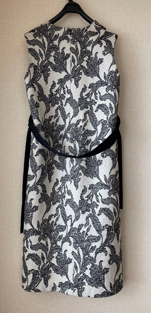 hLM ジャガード柄ワンピース