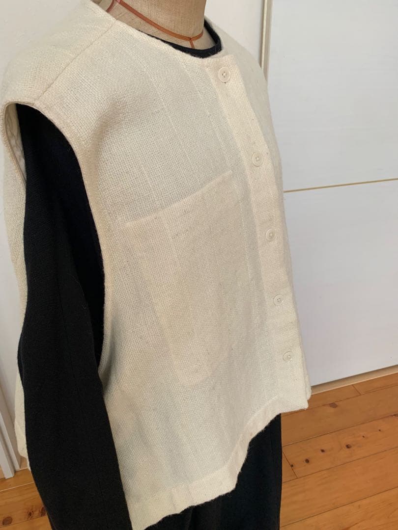 Khadi and Co Bess Nielsen アイボリーベスト