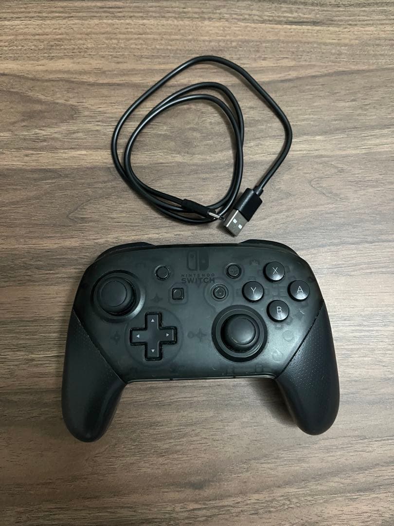 Nintendo Switch、proコントローラー