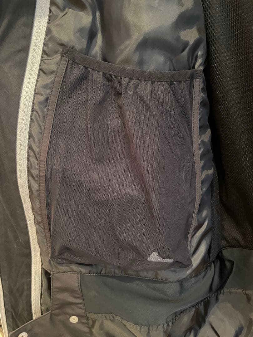 SANTA CRUZ スノボーウェア & REPULIC ボトムスウェア