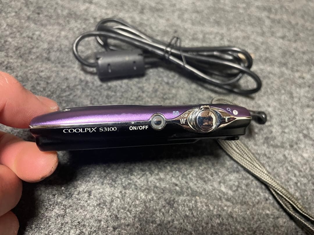 Nikon　COOLPIX S3100　デジタルカメラ
