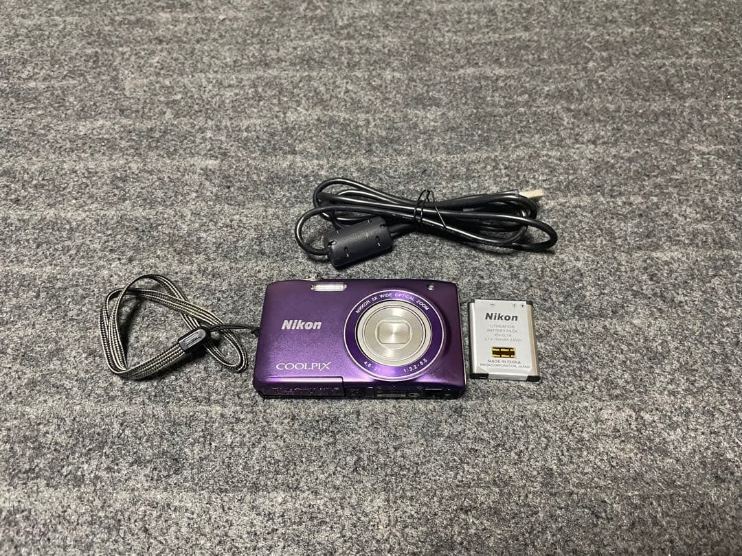 Nikon　COOLPIX S3100　デジタルカメラ