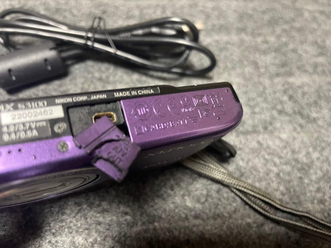 Nikon　COOLPIX S3100　デジタルカメラ