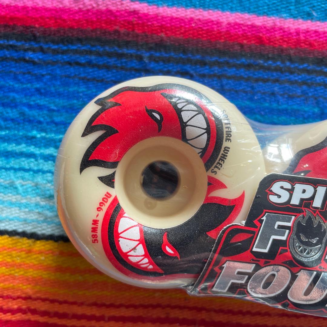 Spitfire フォーマル4ラディアルフル 58mm 99A定価9,130