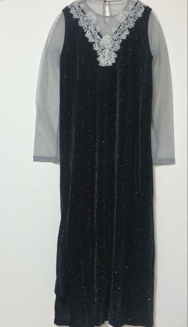 美品　レジャ　レースネック透け袖スリットキラキラロングドレスワンピース
