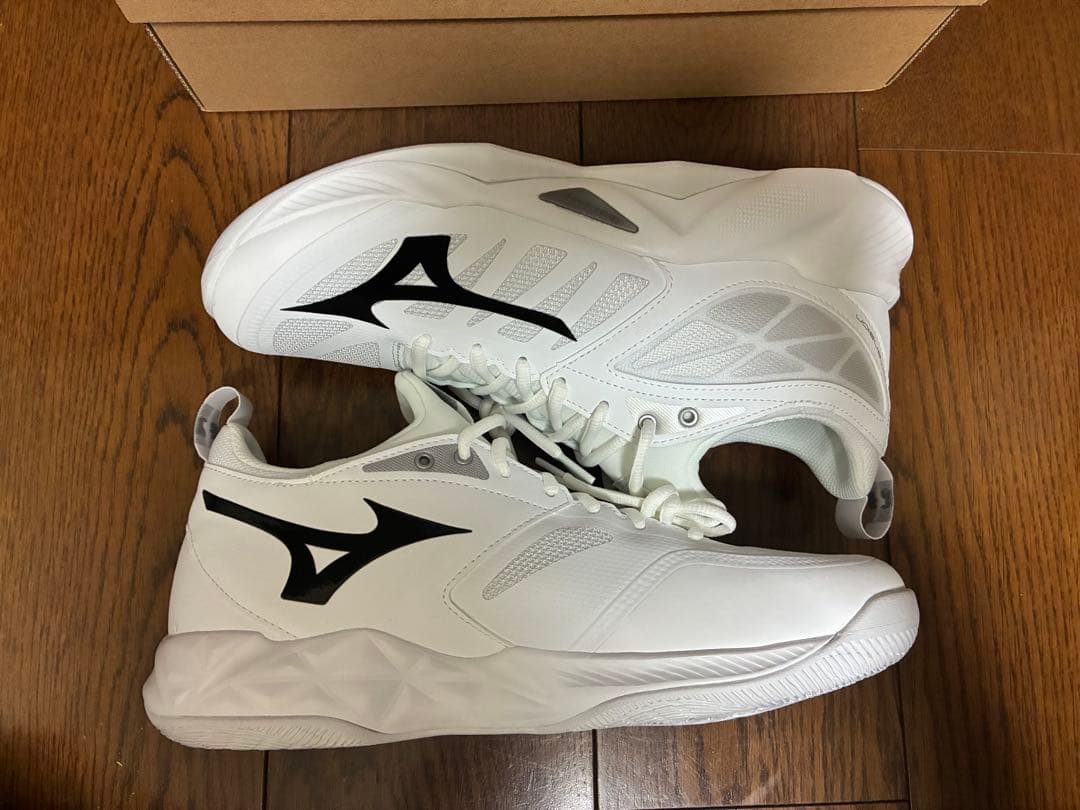 新品未使用　ミズノウェーブディメンション　26.5 バレーボールシューズ