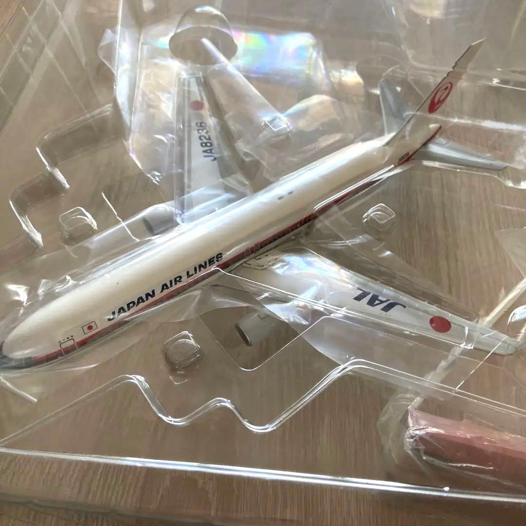 新品 日本航空 B767-300 模型 1/200 80年代塗装
