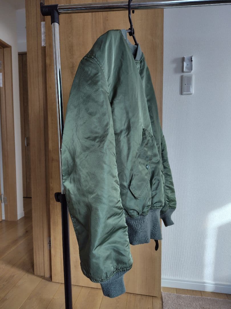 MA-1ジャケット