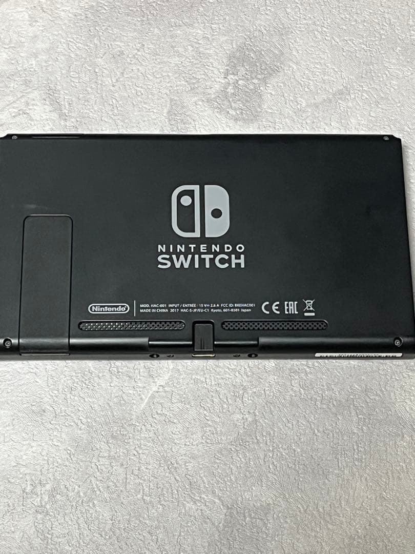 H*o様 大人気Nintendo Switch 本体 ジョイコン付き（全4個）箱