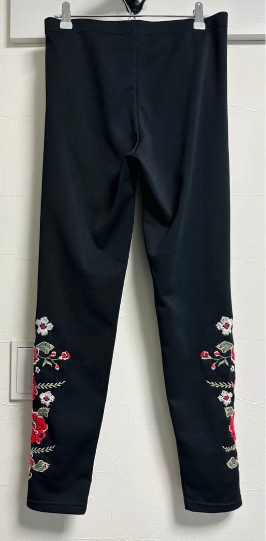 コムデギャルソンオムプリュス22SS 刺繍レギンス