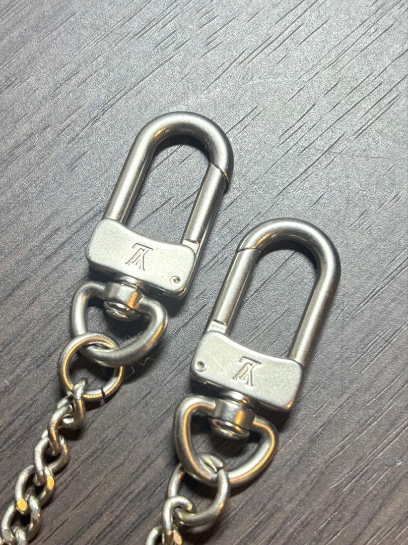 LOUIS VUITTON ルイヴィトン　チェーンストラップ　ウォレットチェーン
