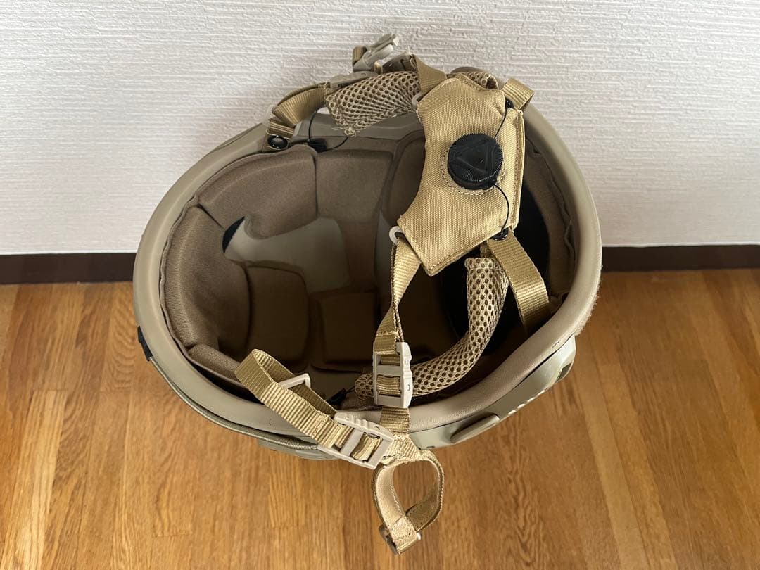 防弾ヘルメット OPS-CORE