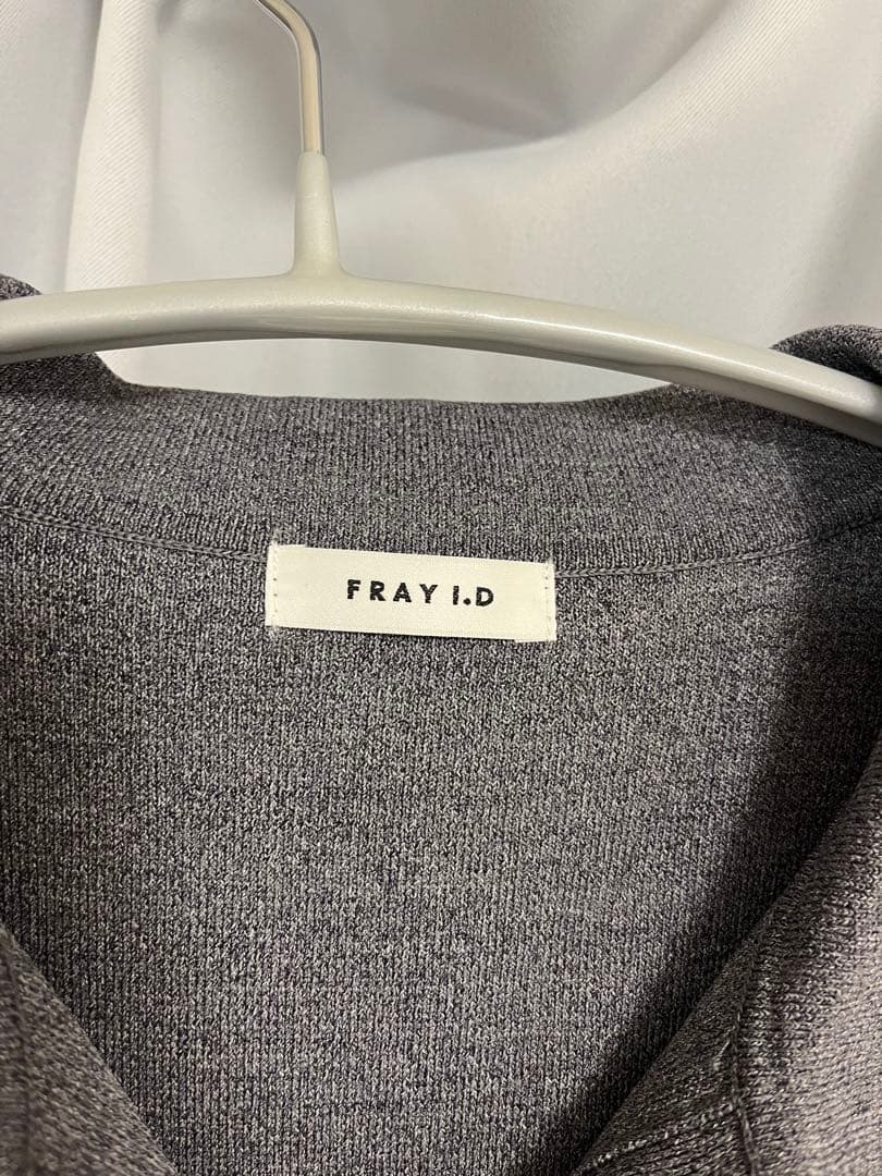 frayi.d フレイアイディー　ポロカラーノースリニットジレ　グレー　GRY