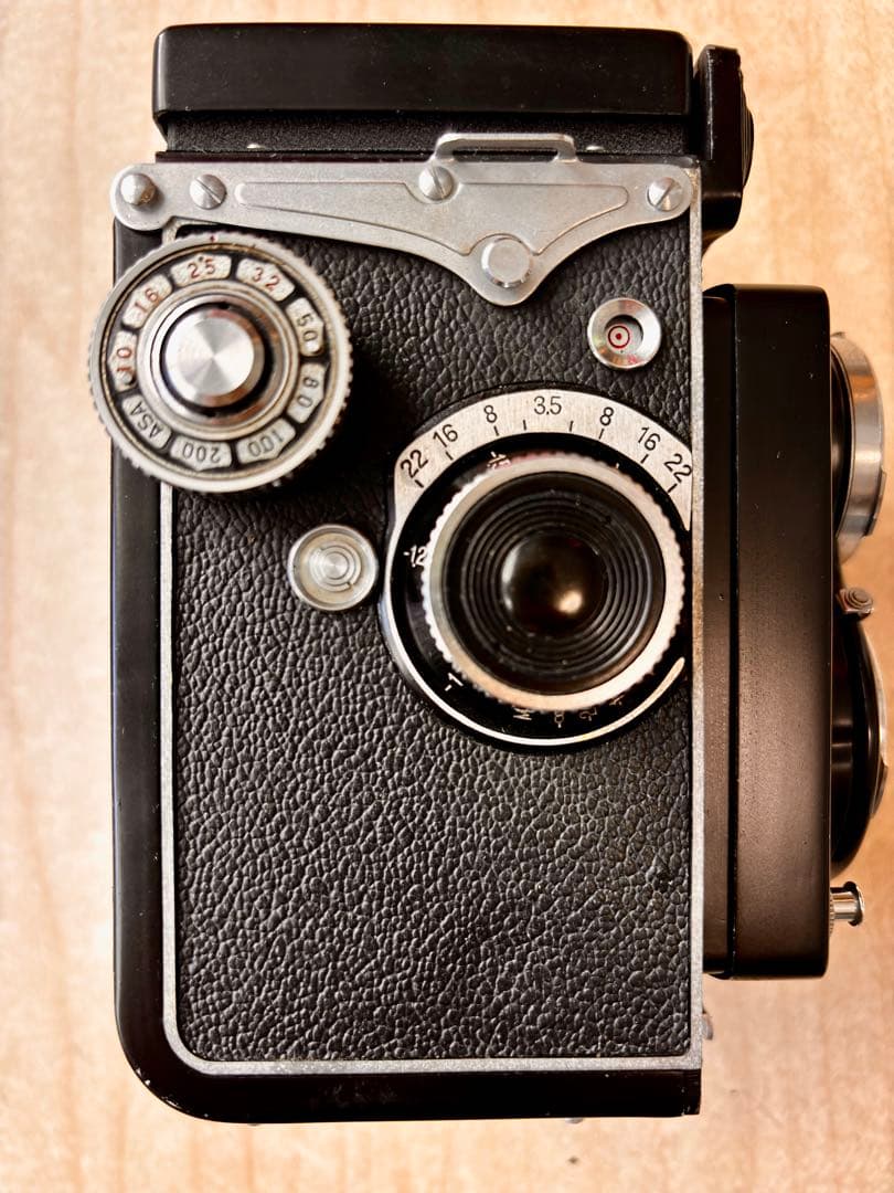 限定値下げ　yashicaflex 80mm f3.5 C型 専用革ケース付き