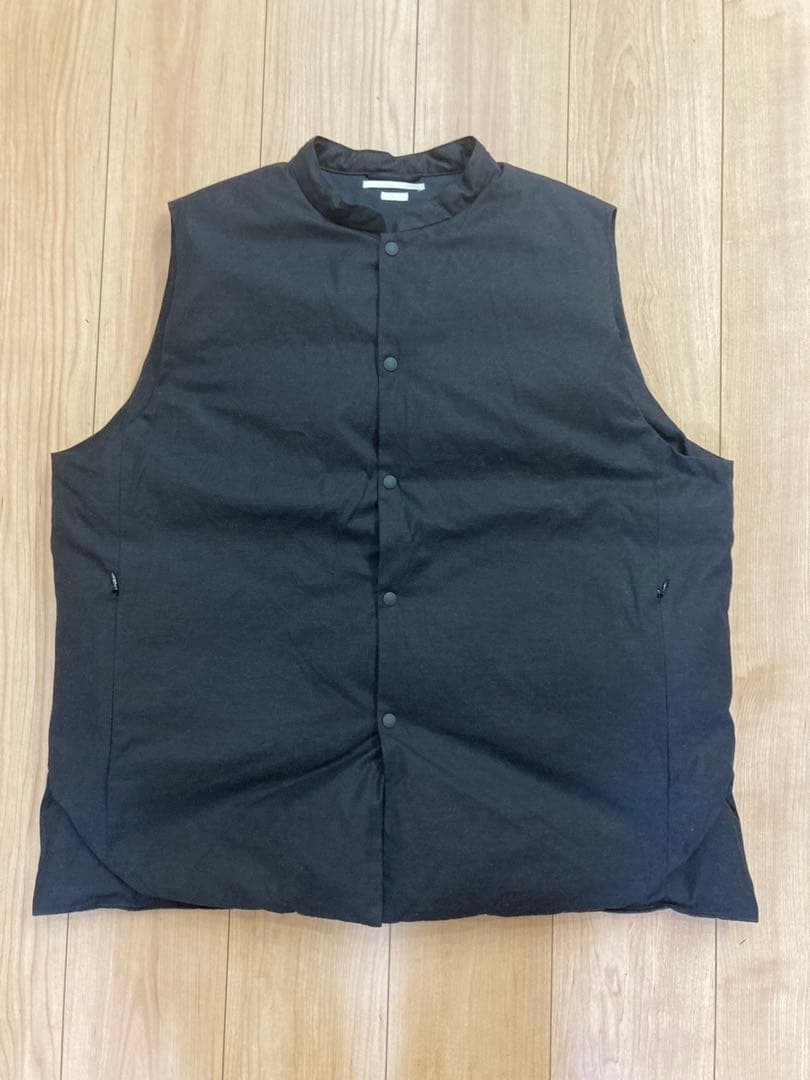 極美品　WILD LIFE TAILOR 別注　スタンドアップカラーダウンベスト