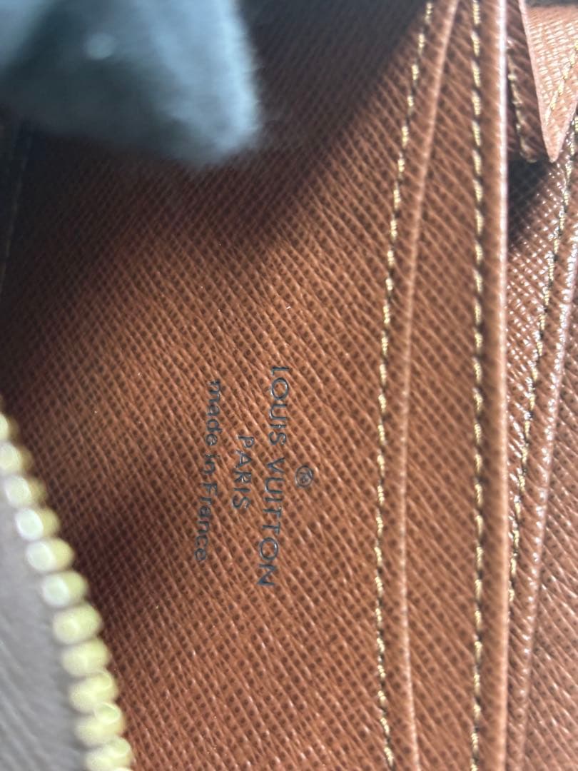 ルイヴィトン モノグラム ジッピーパース ケース