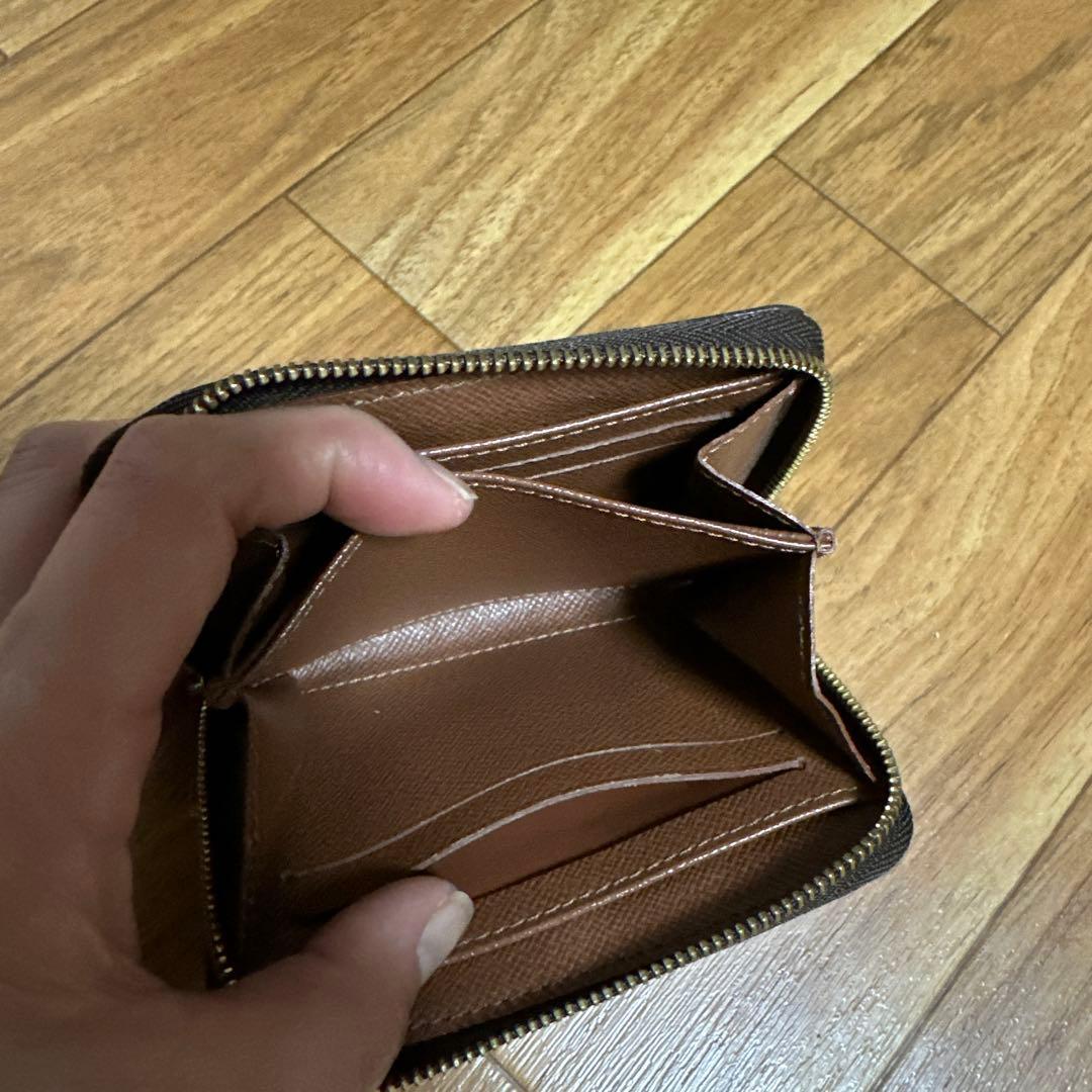LOUIS VUITTONジッピー　パース 小銭入れコンパクトウォレット