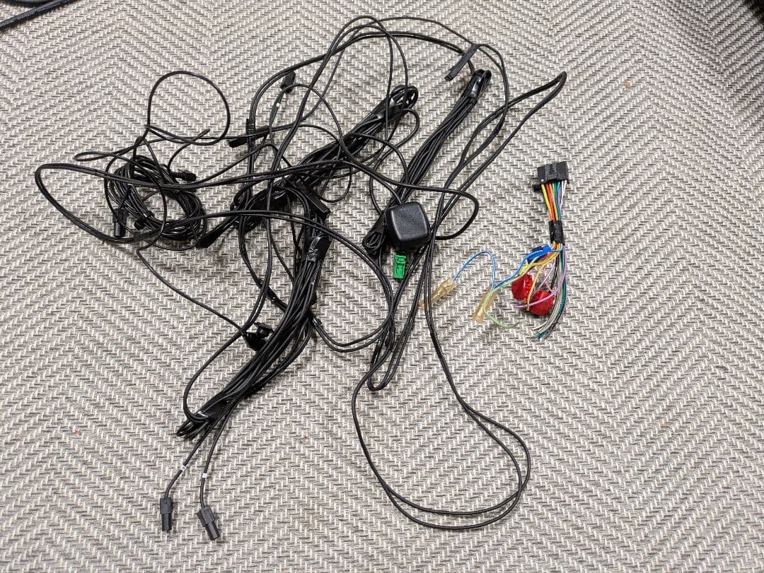 Pioneer AVIC-RW09 カーナビ