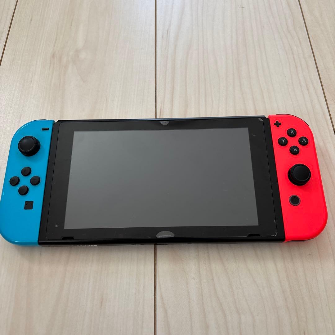 ジャンク品　Nintendo Switch 本体 (青/赤)
