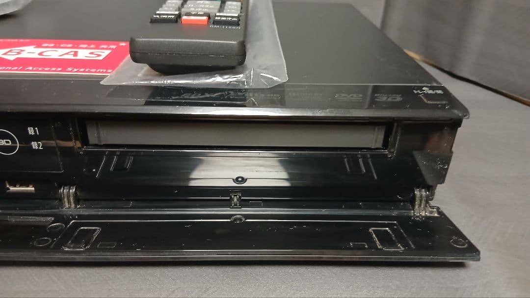 500GB シャープ AQUOS BDレコーダー☆BD-W570☆リモコン付 2