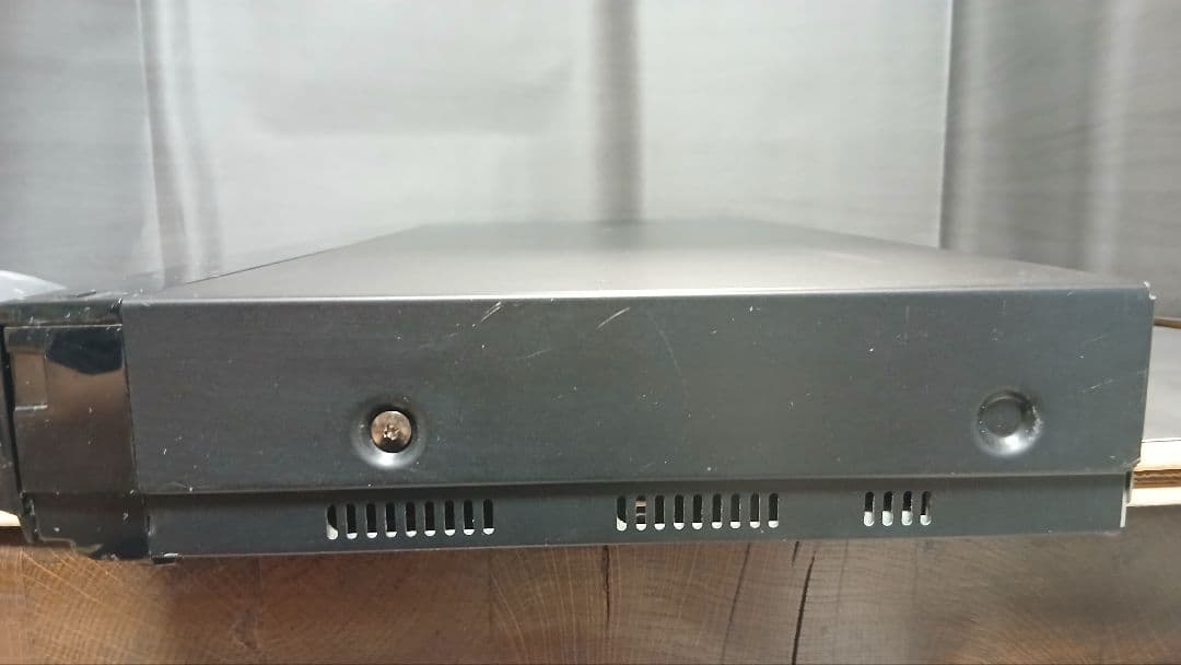 500GB シャープ AQUOS BDレコーダー☆BD-W570☆リモコン付 2