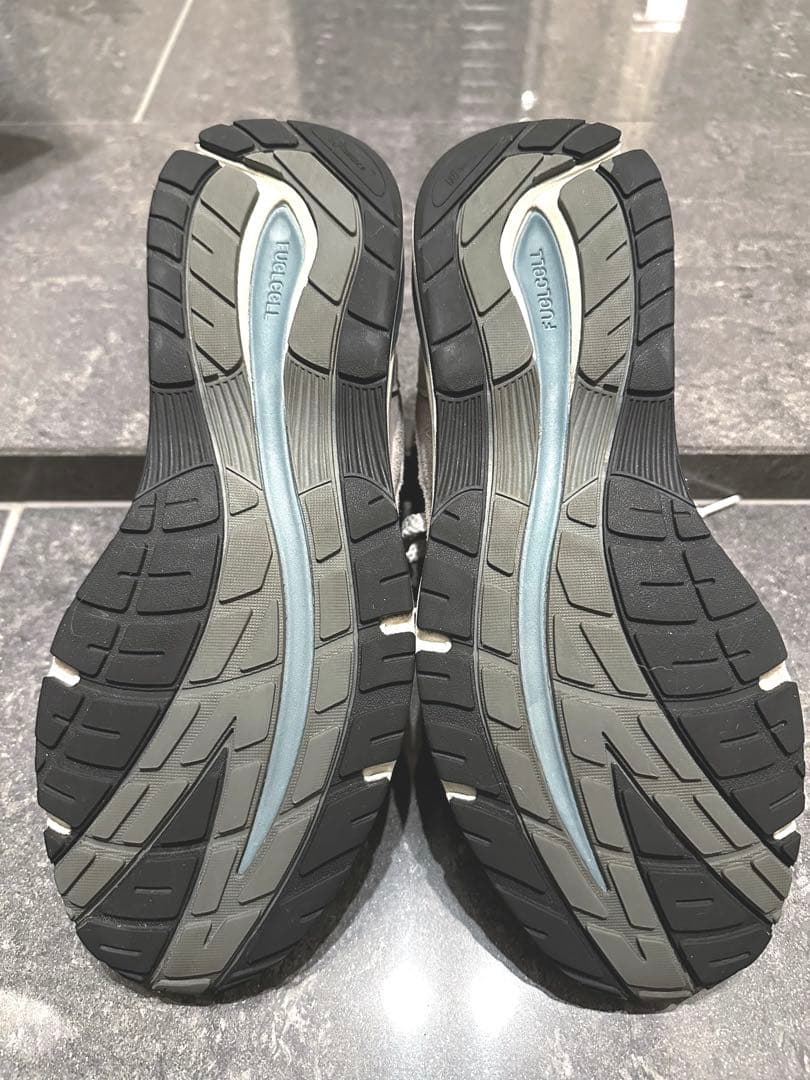 New Balance 991 V2 グレー スニーカー　25cm