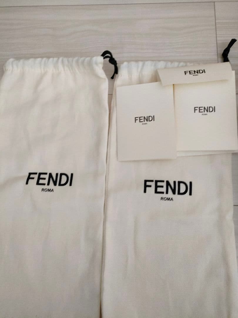 美品☆　FENDI　フェンディ　コリブリ　フラット　パンプス　37.5