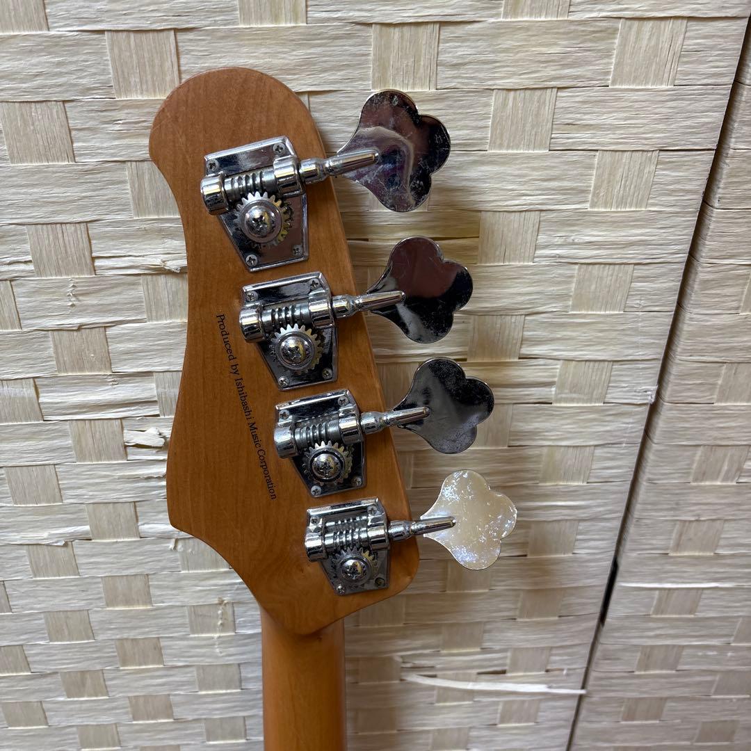 a8 mavis メイビス サンバー エレキベース