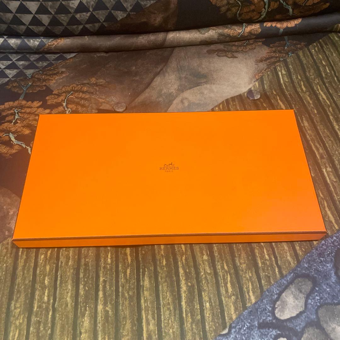 HERMES カシミアマフラー　新品未使用　箱付き