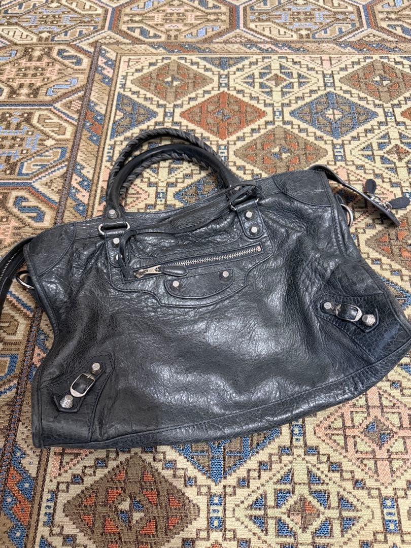 バレンシアガ　Le City