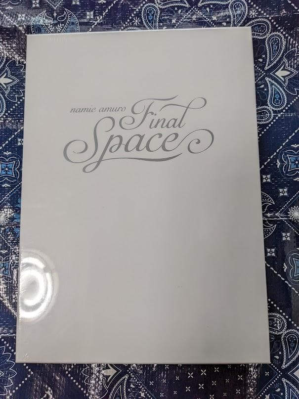 安室奈美恵　final space パンフレット 写真集