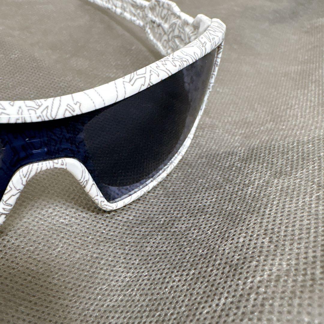 美品　オークリー　Oakley スポーツサングラス ホワイト/ブラック　袋付き