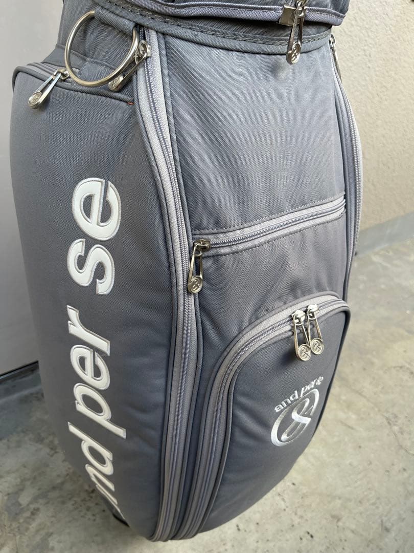 and per se AMA7001 キャディバッグ 9型　フード付属