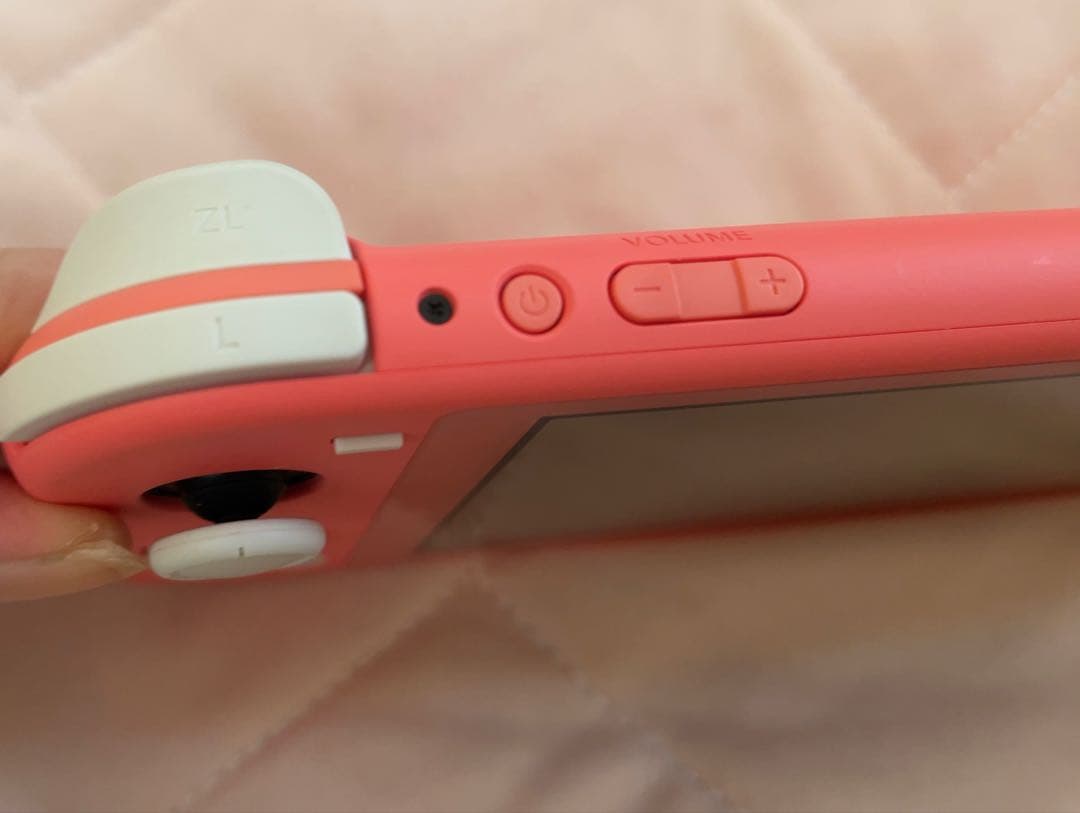 Nintendo Switch Lite コーラル 本体(箱、充電器あり)