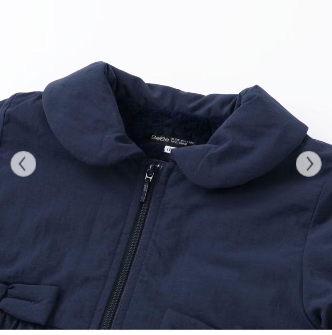 新品　ベベ　ネイビー 150ヴィンテージタフタ裏ファー裾フリルフードブルゾン