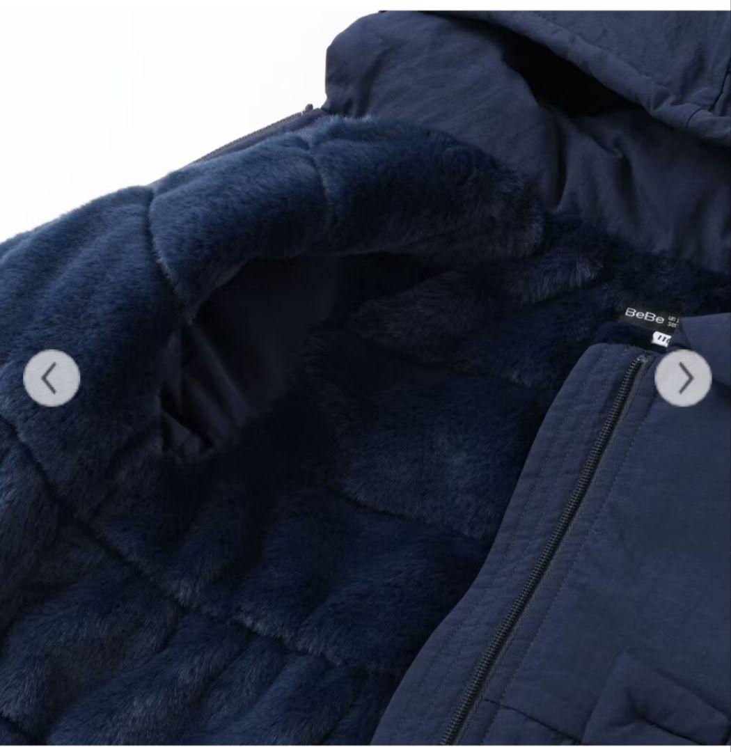新品　ベベ　ネイビー 150ヴィンテージタフタ裏ファー裾フリルフードブルゾン