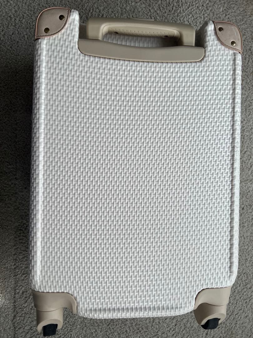 ジュエルナローズ　スーツケース　網かご風　ホワイト