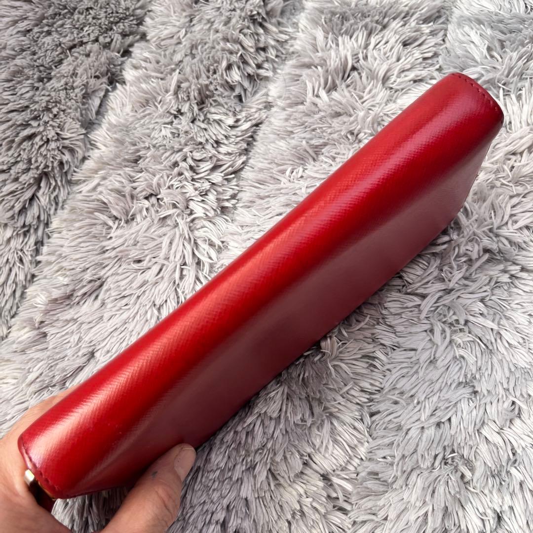 良品✨PRADA サフィアーノ　ラウンドジップ　メタルロゴ　レッド　長財布