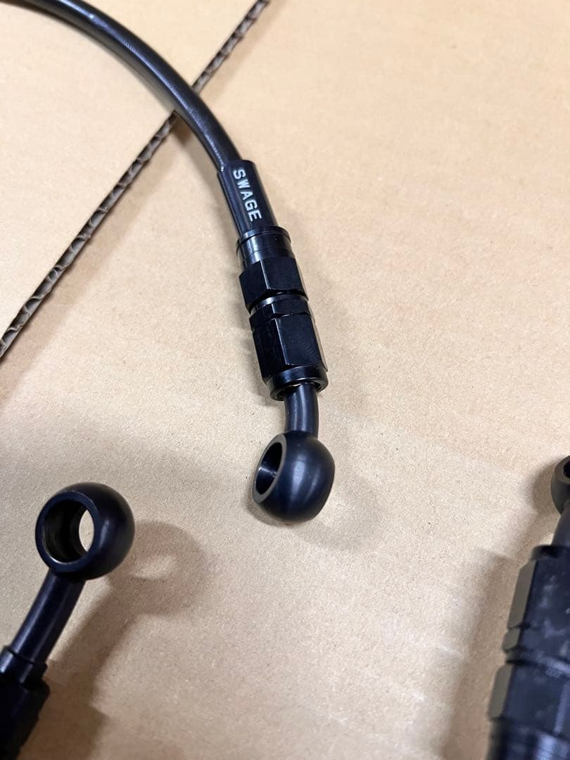 スウェッジライン ZRX1200 DAEG ステンレスブラック ブレーキホース