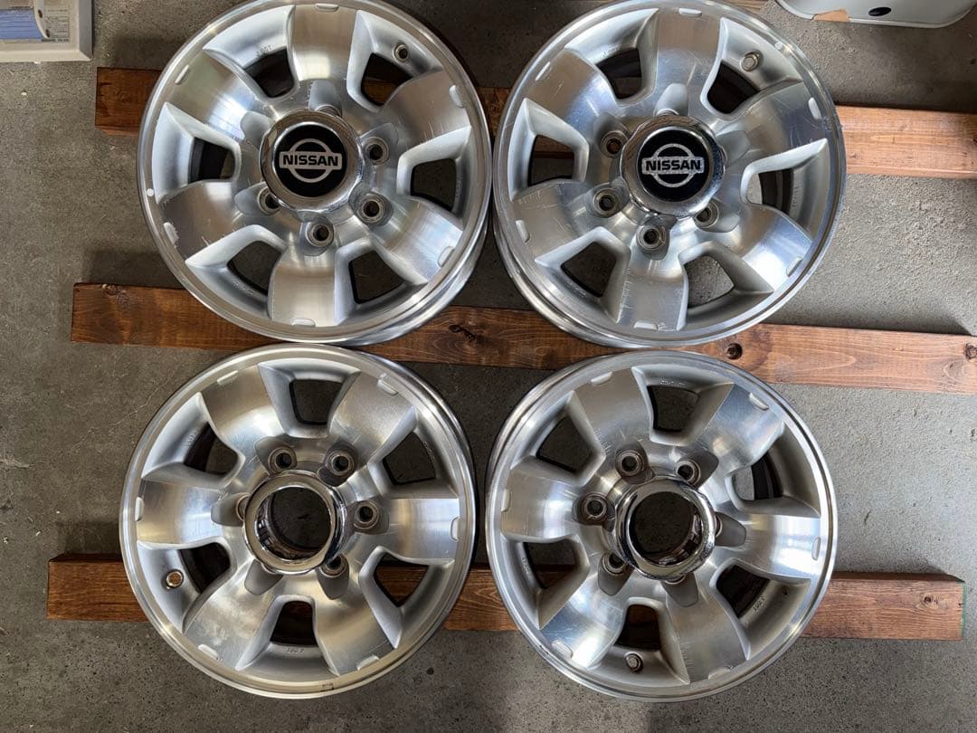 日産純正ホイール１本　No.3