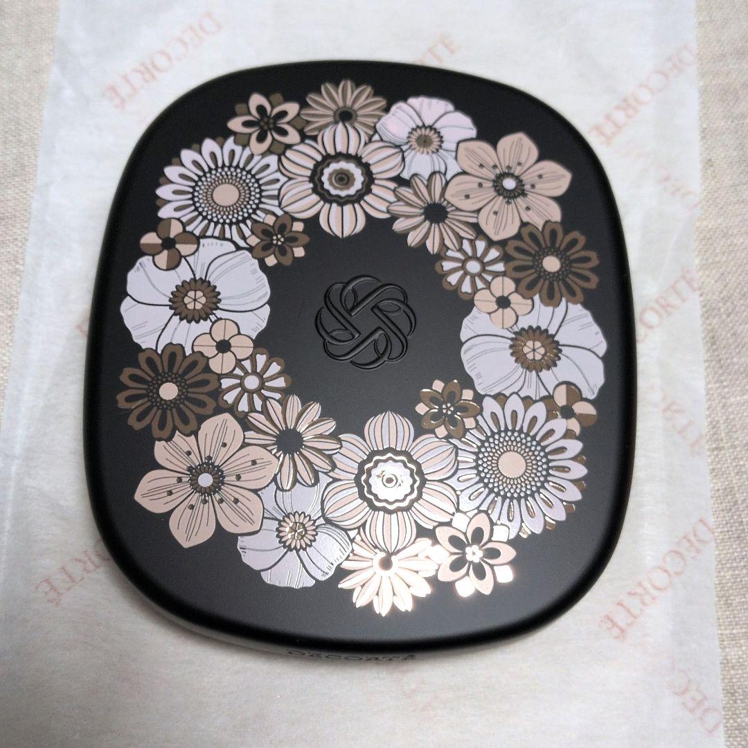 コスメデコルテ エターナルブルームコレクション アイシャドウパレット 08