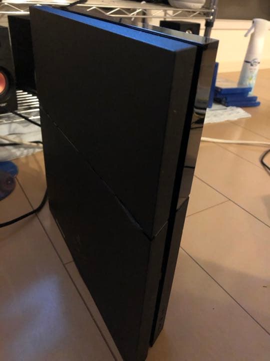 PS4本体＋FF7 ドラクエ11等(ソフト6本)