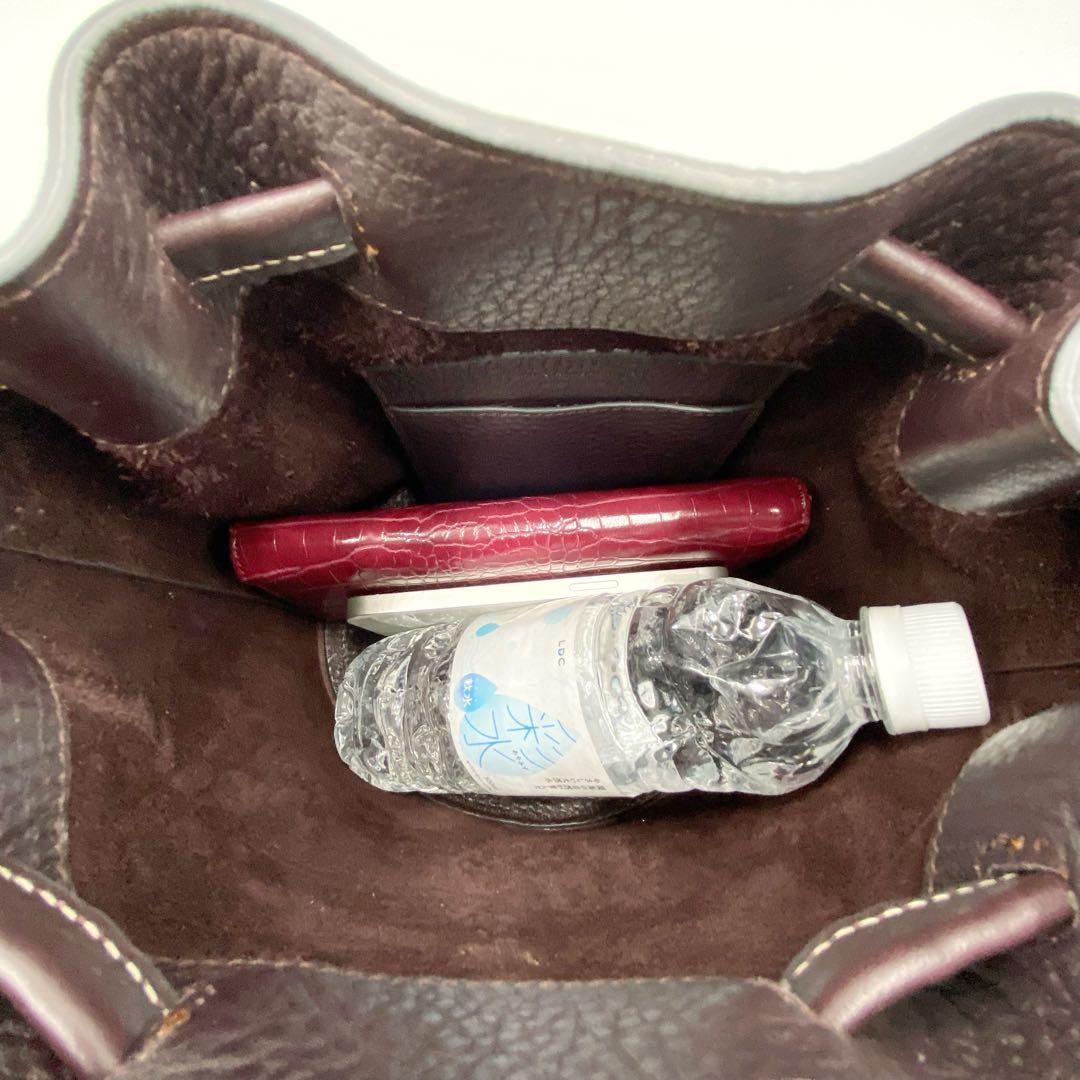 美品★ANYA HINDMARCH 巾着ショルダーバッグ★130