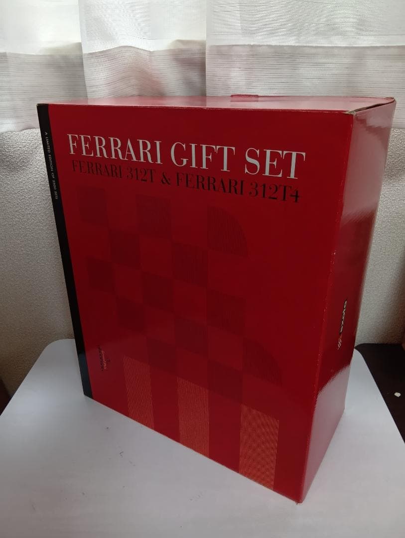 Ferrari F1 ミニカー 1/18 赤