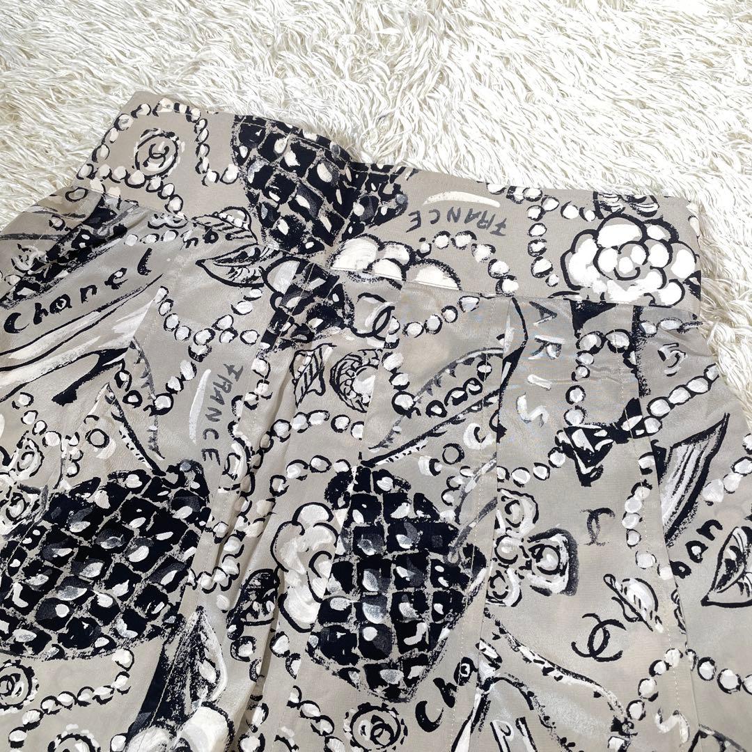 シャネル パールボタン カメリアココマーク総柄 シルク100% キュロットパンツ