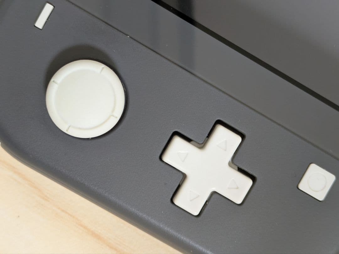 スイッチライト本体 + MicroSDカード32G