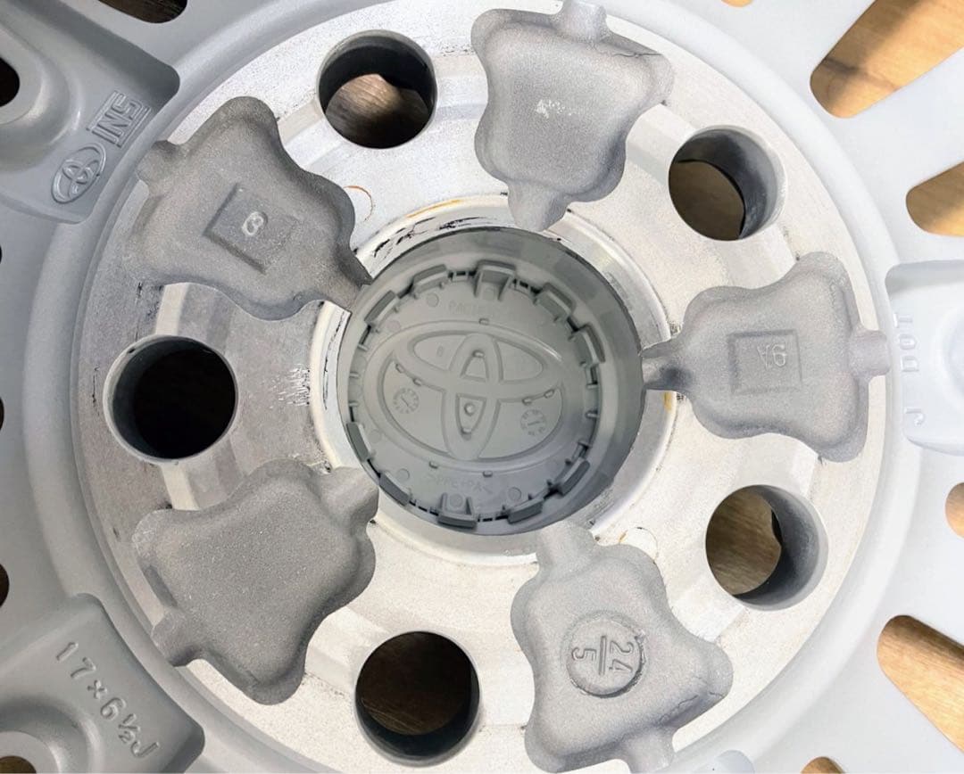 lionmarudaddy トヨタ 新型40系純正アルミホイール17インチ