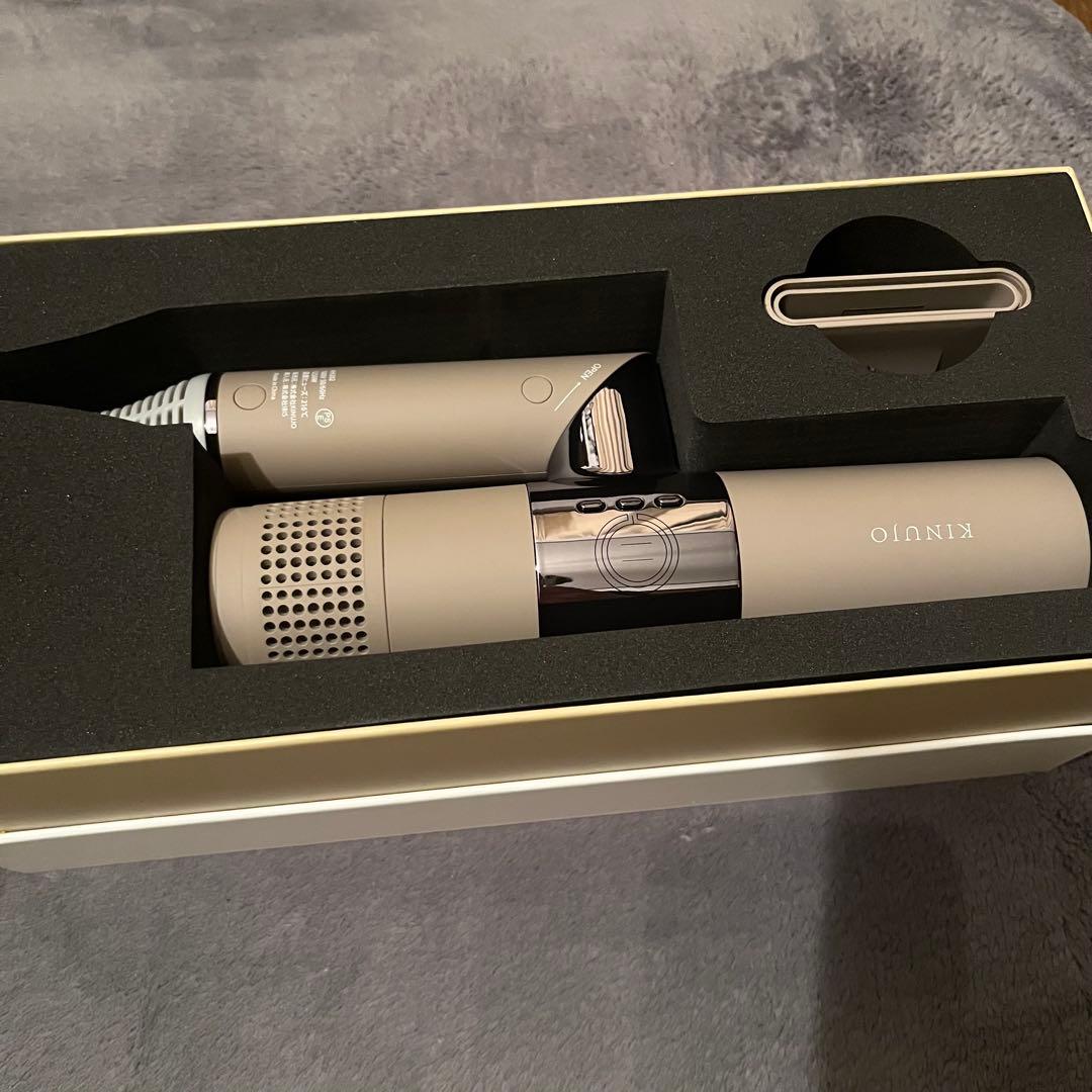 KINUJO ヘアドライヤー　24時間以内発送