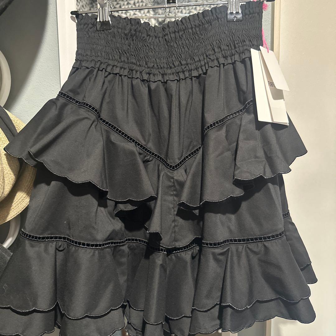 FURFUR フリル刺繍ショートパンツ