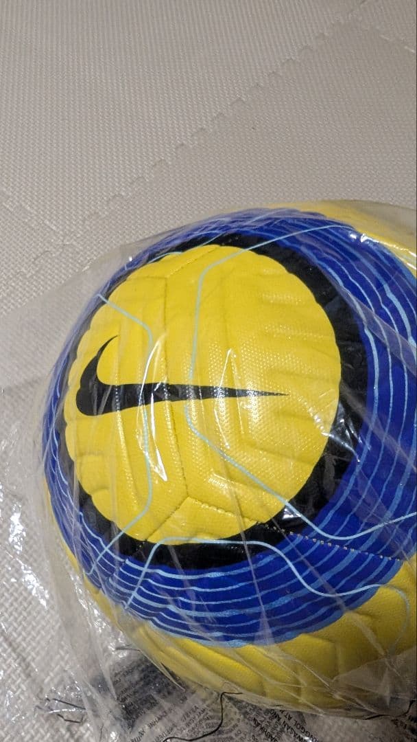 Nike トータル90サッカーボール サイズ5 イエロー/ブルー